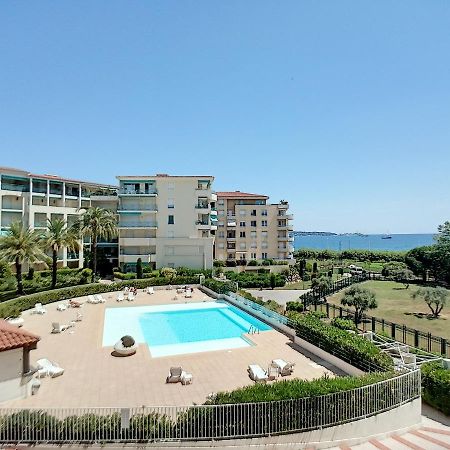Antibes Les Pins 2 Pieces Vue Mer Piscine Parking Apartamento Exterior foto